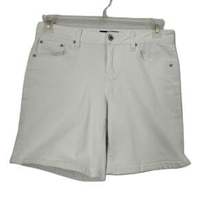 Earl Jean Shorts Women 6 White Stretch 7 inch Inseam 5 Pocket Comfy Vacay Preppy